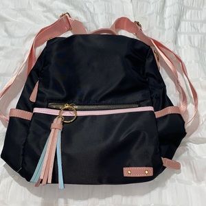 Mini backpack NWOT